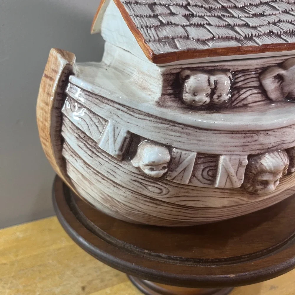 Treasure Craft Noahs Ark Cookie Jar Vtg Brown Ceramic Animal Nursery Decor